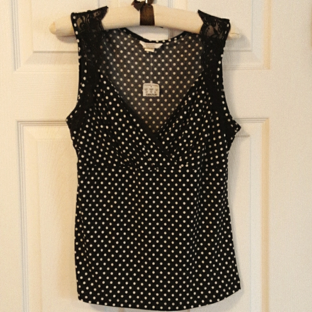 Christopher & Banks women's blouse.  Size M.  NWT.